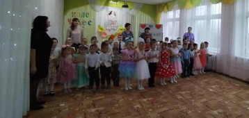 Мамин праздник. Мамин праздник.