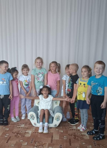 С днём рождения. С днём рождения.