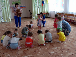 Развлечение для детей раннего и младшего возраста "Мишка в гости к нам пришёл". Развлечение для детей раннего и младшего возраста "Мишка в гости к нам пришёл".