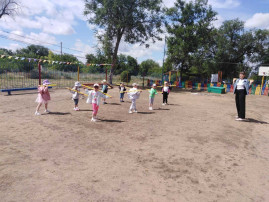 День спортивных игр в детском саду. День спортивных игр в детском саду.