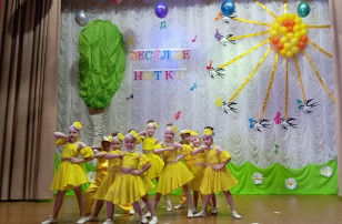 Фестиваль детского творчества "Веселые нотки" Фестиваль детского творчества "Веселые нотки".